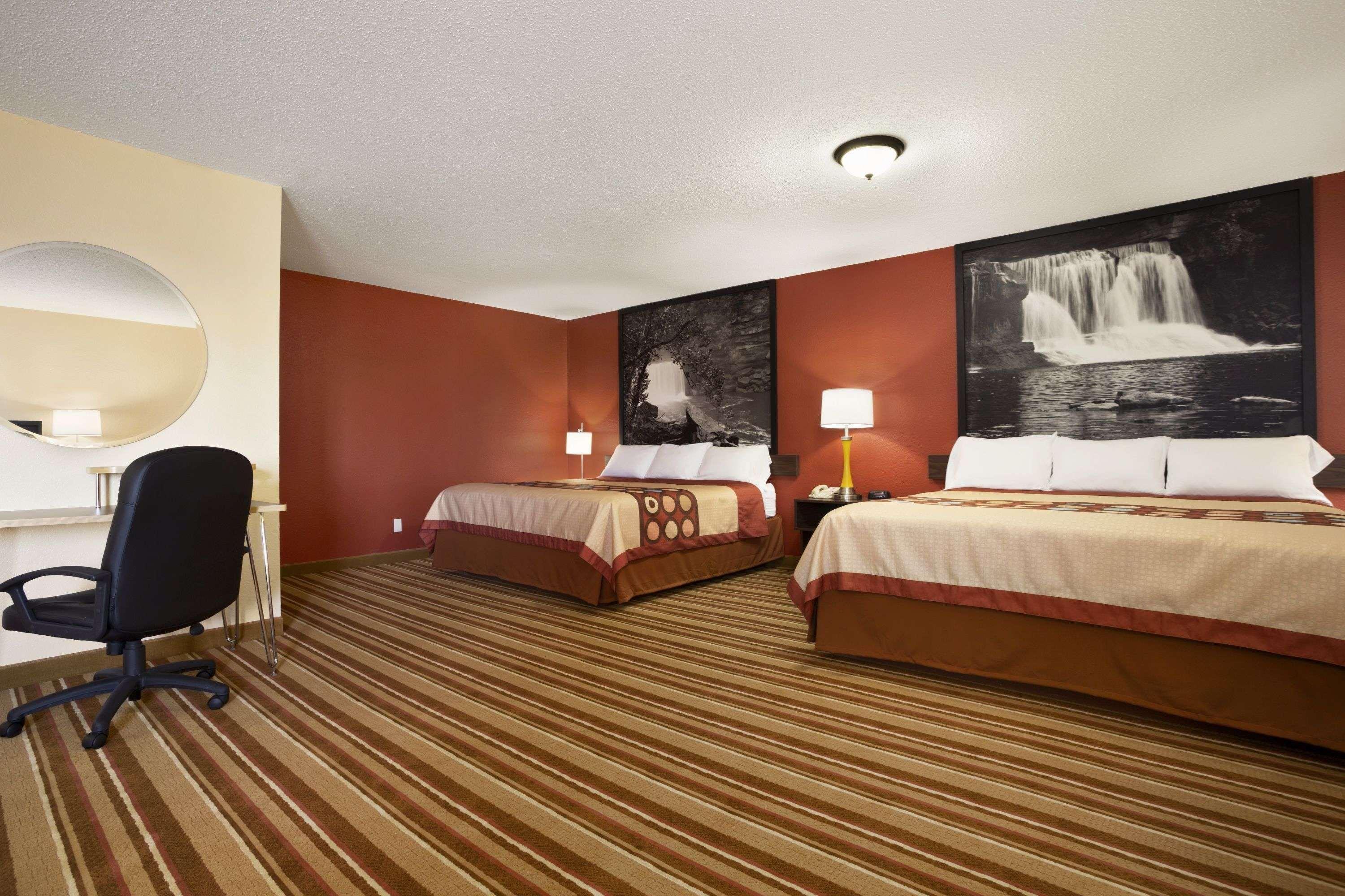 Hotel Super 8 By Wyndham Mattoon Zewnętrze zdjęcie
